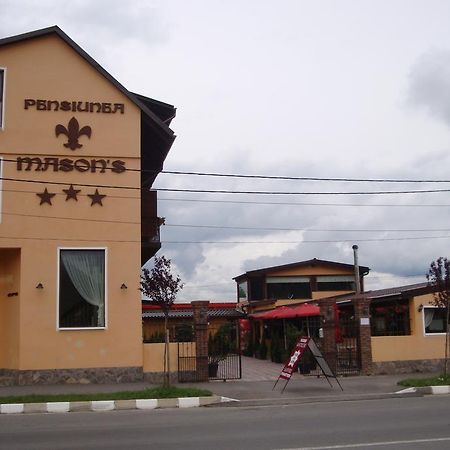 Rîşnov Pensiunea Mason'S المظهر الخارجي الصورة